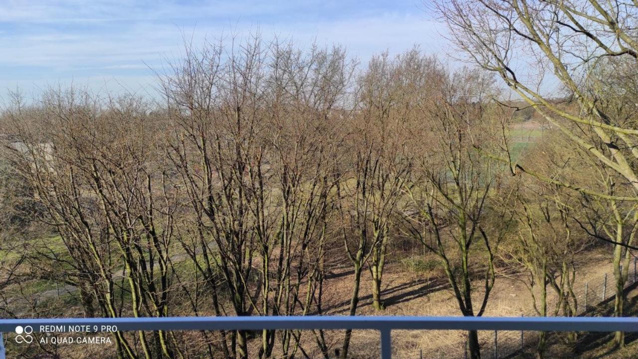 Schöne und gemütliche Wohnung BRE Exterior foto