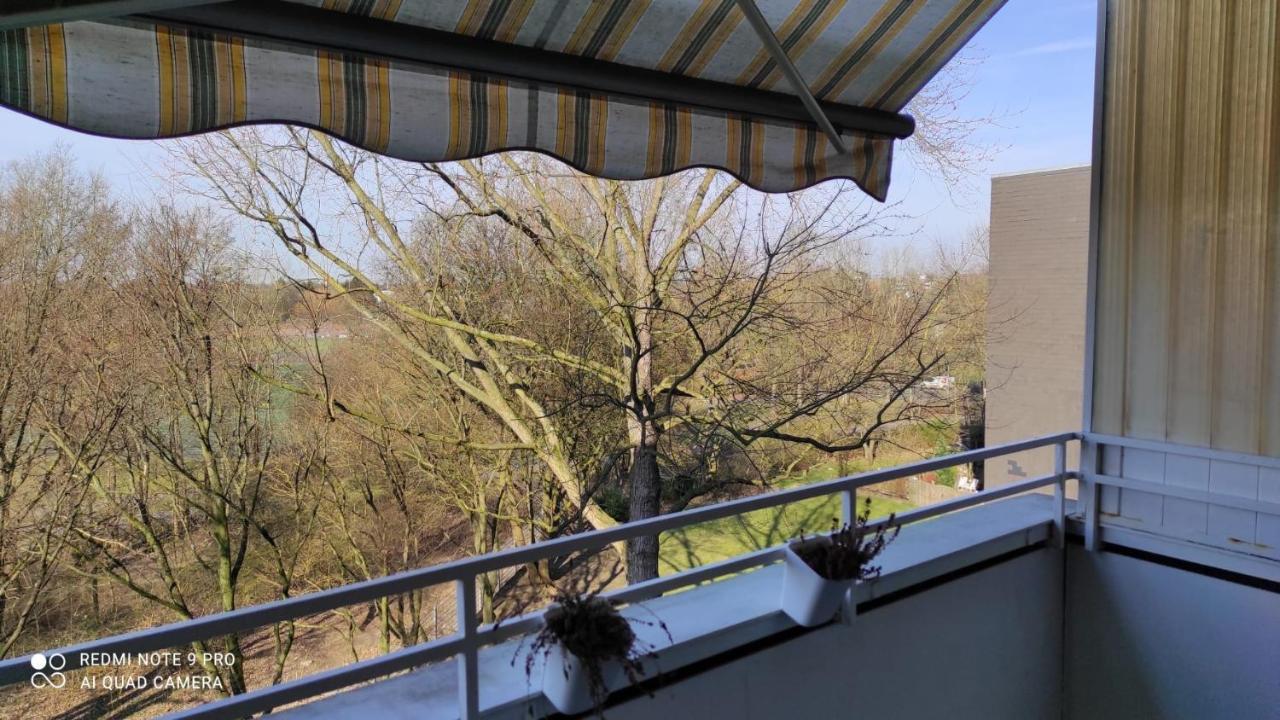 Schöne und gemütliche Wohnung BRE Exterior foto